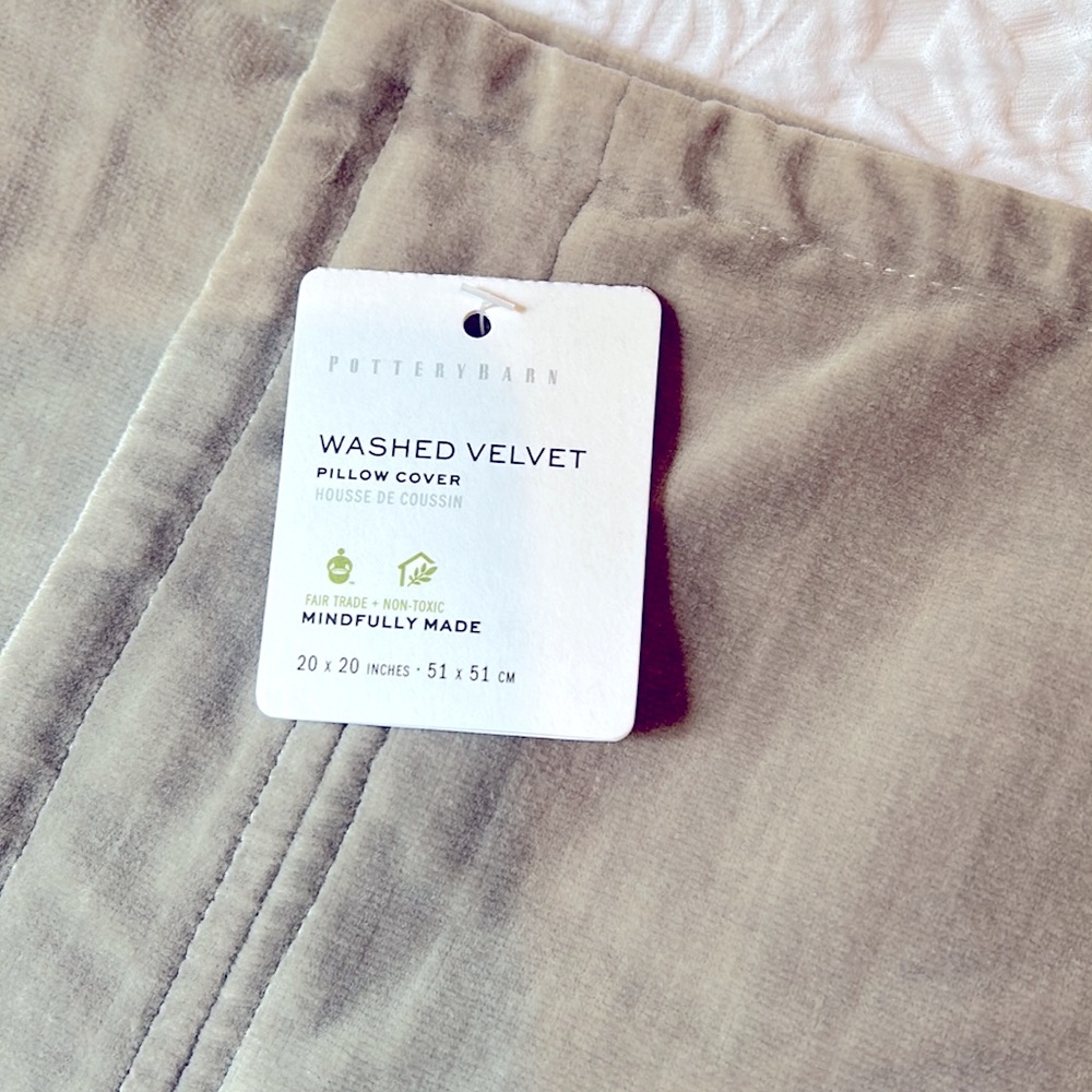 Pottery Barn Washed Velvet Pillow Covers, Qty2, light grey, 20”New w tags.